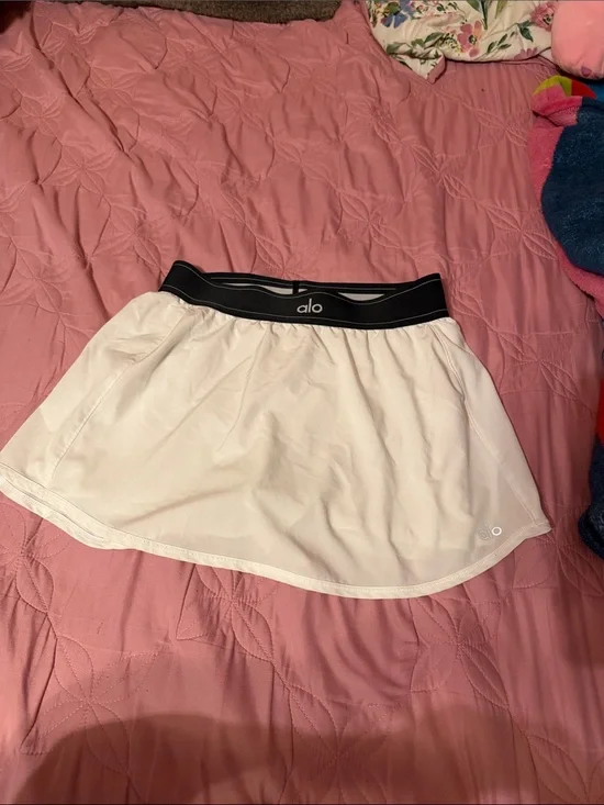 ALO Yoga White Skater Skirt with Black Waistband