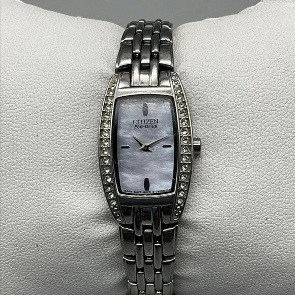 Citizen Eco-Drive Womens Watch 17mm MOP G620-S074711 Crystals Stainless 5.75