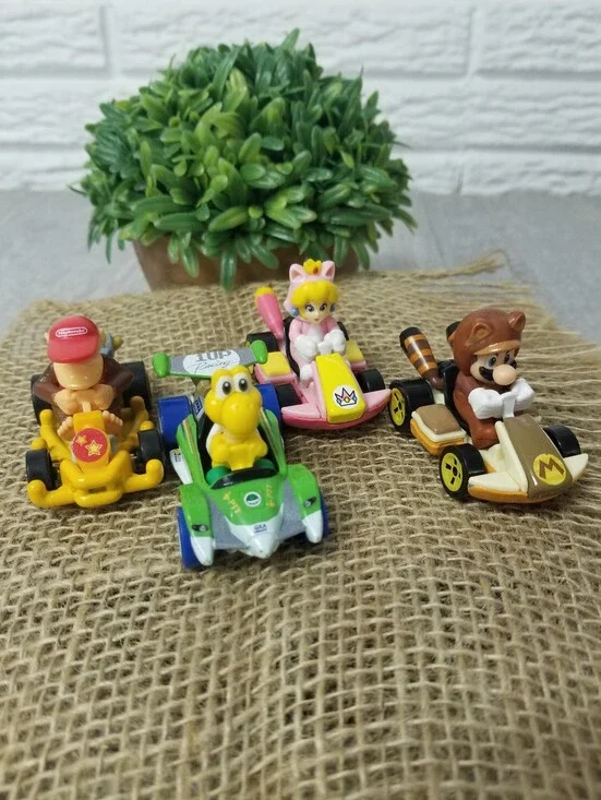 RARE! Hot Wheels Mario Kart Bundle