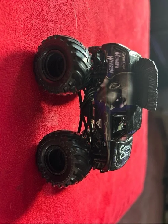Hot Wheels Monster Jam Truck Mohawk Warrior, Great Clips, Black Rim Variant