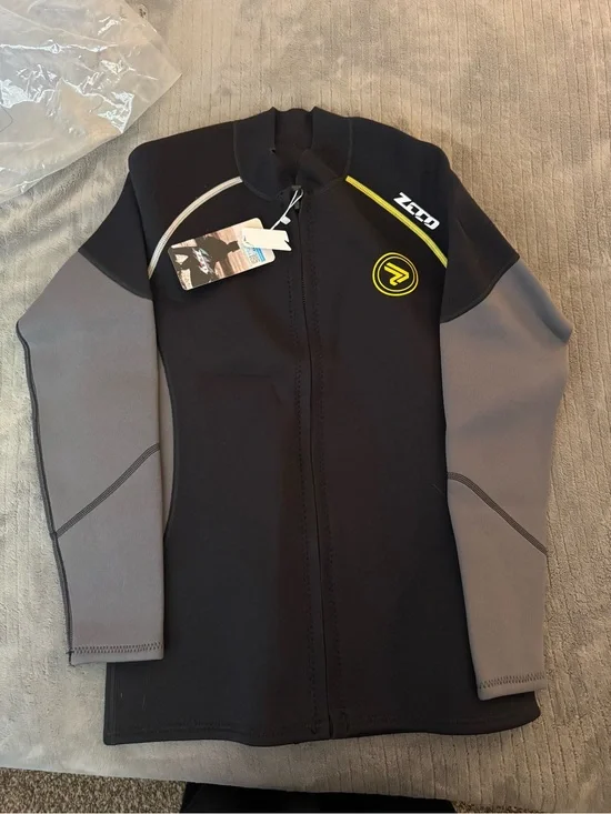 Men’s Black and Gray Rash Guard with Yellow Accents