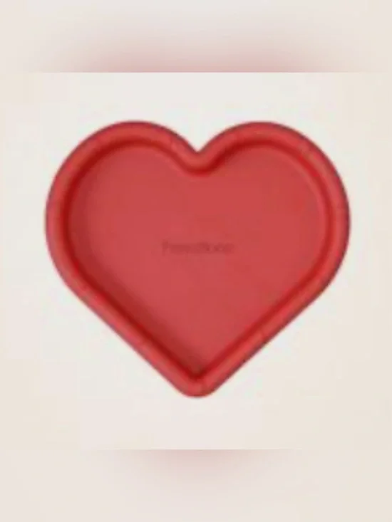 Freezbone L red heart dog treat, bowl, toy, freezer lick mat NEW