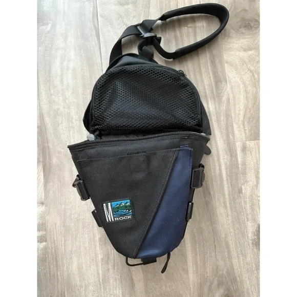 M -ROCK Padded Black Blue Holster Style Top Load Bag Case For Digital Camera