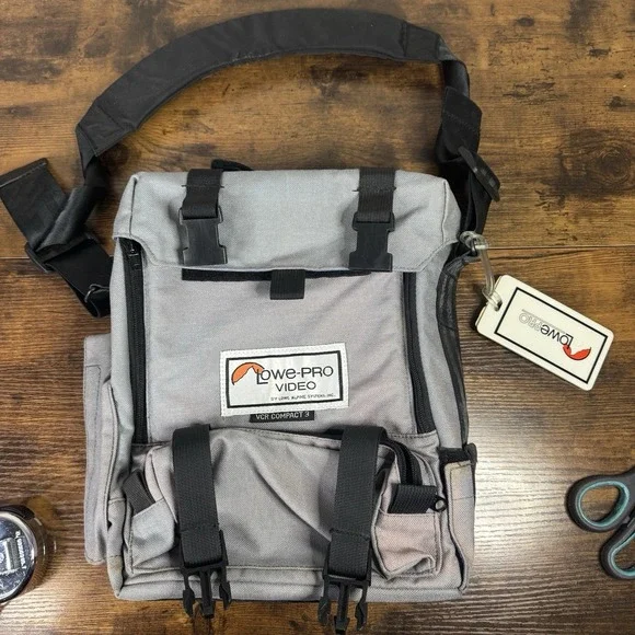 Vintage Lowe-Pro Bag VCR Compact 3 Carrier Gray W/ Strap Retro
