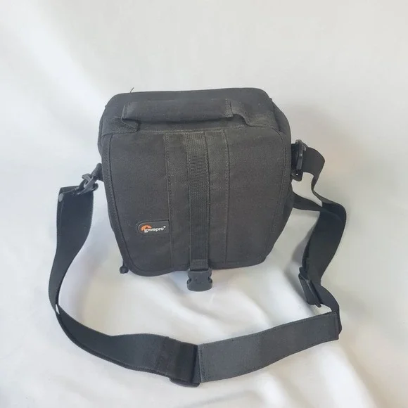 Lowepro Adventura 140 Camera Bag Black Removable Strap