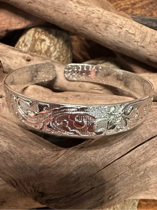 Silver Floral Engraved Cuff Bracelet - Elegant Women's Jewelry