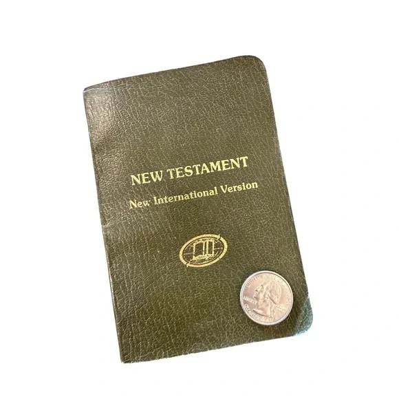 New Testament NIV Pocket Book‎ 1978 New York International Bible Society