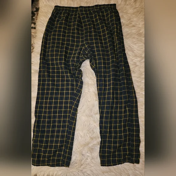 Men’s Plaid Flannel Pajama Pants – Snap Front – Elastic Waist – Size M