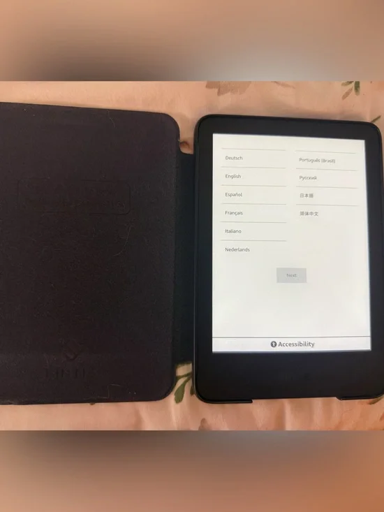 Black Tablet e-Reader with Protective Cover