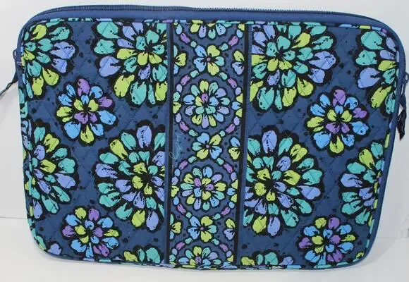 Vera Bradley Indigo Pop Quilted Medium iPad Ereader Tech Organizer Case Zip