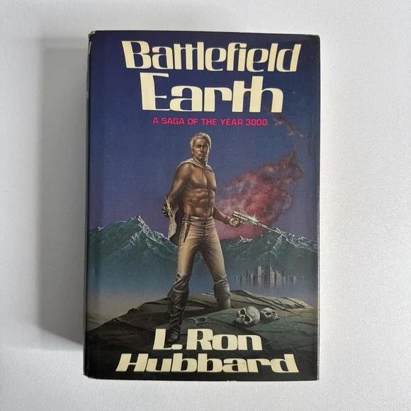 L. Ron‎ Hubbard BATTLEFIELD EARTH Hardcover 1982 Vintage Sci-Fi Fiction