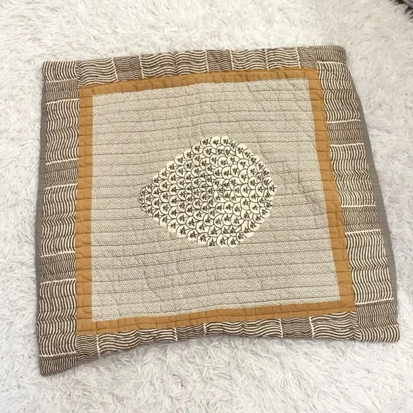 Crate & Barrel Printed Pillow‎ Sham Cover Grey Yellow OS