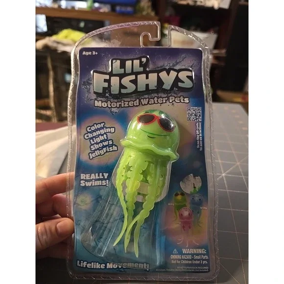 Lil' Fishys Motorized Water Pet 
