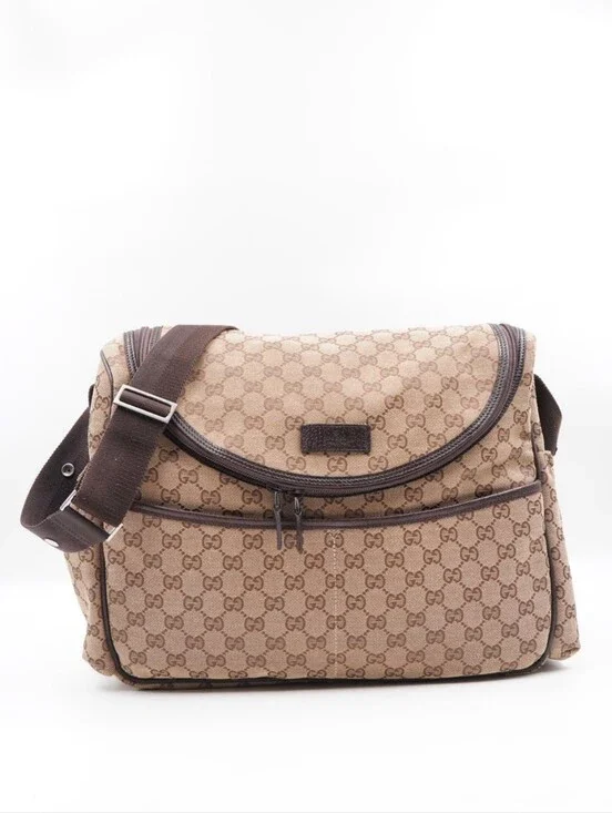 CM34 💗 Gucci GG Supreme Canvas Diaper Bag