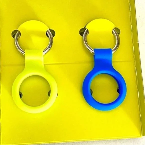 Onn protective holder with carabiner style ring for Apple AirTag 4 pack