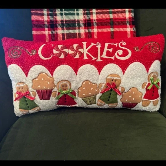 Christmas Cookies Gingerbread Decorative Pillow