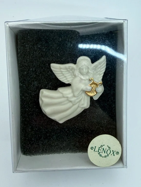 Lenox Fine Porcelain Angel Brooch Pin w/ Gold Lyre in Original Box