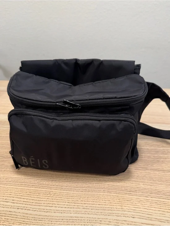 Béis Black “The Diaper Pack”