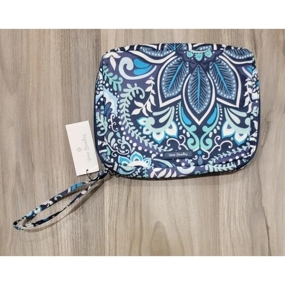 NWT Vera Bradley Wipes Pouch