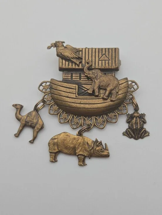 Vintage Noah's Ark Dangle Brooch Pin