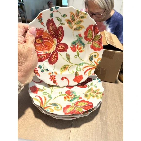Set of 4 Pier One 8.5 Plates Bright Floral Discontinued Scalloped Rim