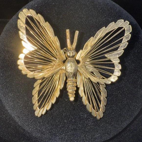 Vintage Signed Monet Butterfly Brooch Pin Gold Tone Open Filigree 1.5 inches