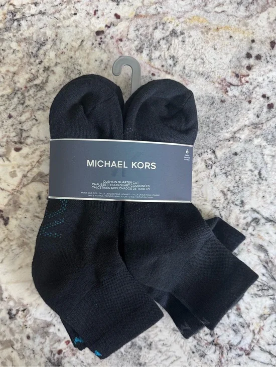 NWT MICHAEL KORS Men’s Black Cushion Quarter Socks 6 Pack MK logo