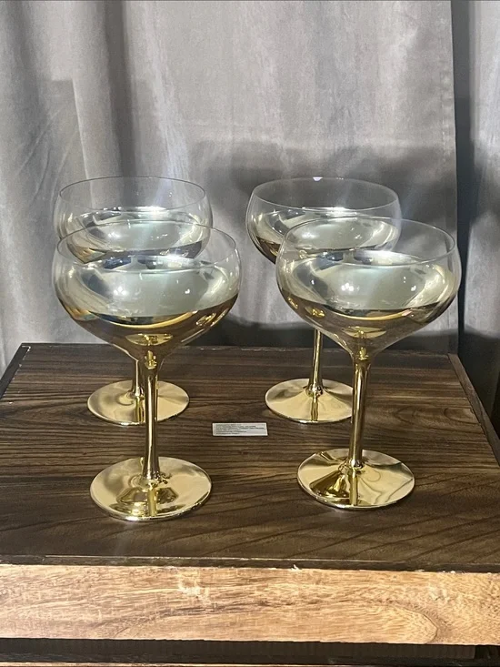 Gold Stem Coupe Glasses - Set of 4