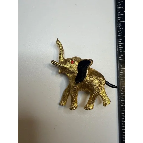 Gold Tone Elephant Brooch Red Rhinestone Eye Black Enamel Textured Animal Pin