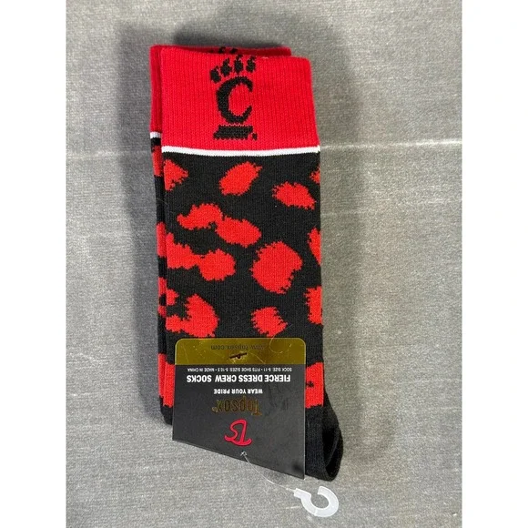 Topsox Cincinnati Bearcats‎ Fierce Dress Crew Socks Red Black Animal Print NWT