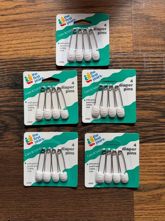 VINTAGE 4 -Pack Diaper Pins ( 20 pins)  The First Years