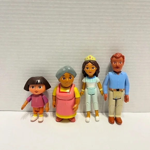 Dora the Explorer dollhouse dolls figures 4 piece people lot replacement dolls