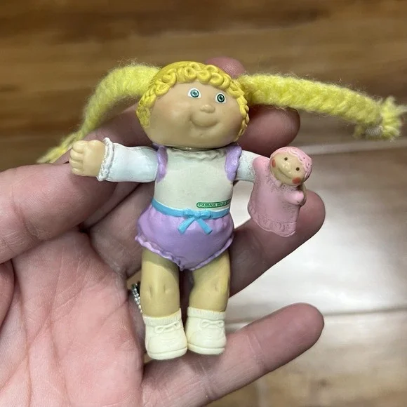1984 Cabbage Patch Kids GIRL in Romper w/Pink Doll Yellow YARN HAIR‎ 3.5