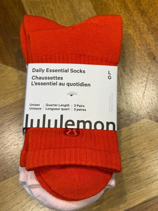 Lululemon Daily Essential  Quarter-Length Socks 3-Pack unisex Large new