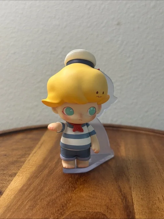 Pop mart DIMOO Shadow sailor figure missing lantern