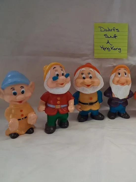 Dwarfs set 7 Made in Hong Kong