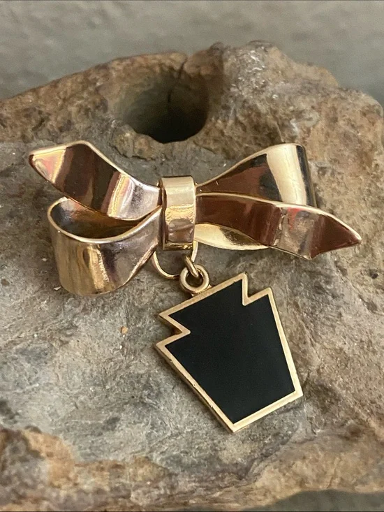 Vintage 80s Gold Tone Bow Pin w Black Enamel Gift-Box Pendant