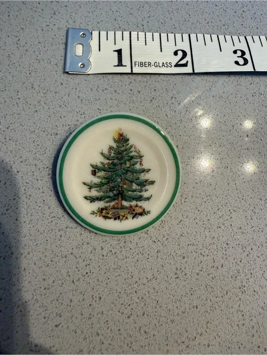 Spode Christmas Tree Green and White Mini Brooch