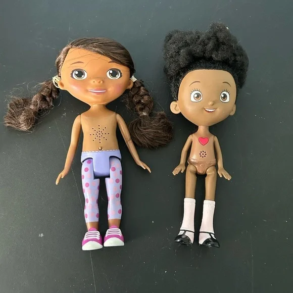 Disney Jr. Doc McStuffins talking Toy Hospital Doc Doll & ADA Twist Lab Doll 10”