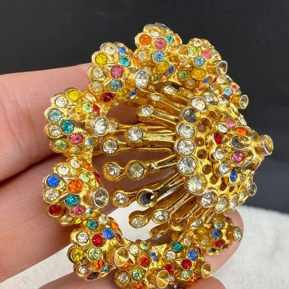Vintage Rhinestone Dome Brooch Gold Tone Heavy READ