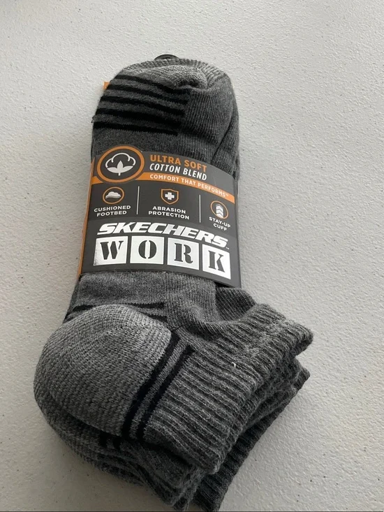 3-Pk-Skechers Men’s Gray & Black Striped Athletic Work Socks