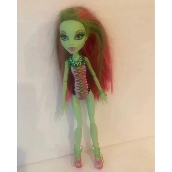 Venus‎ McFlytrap Swim Class Monster High Doll