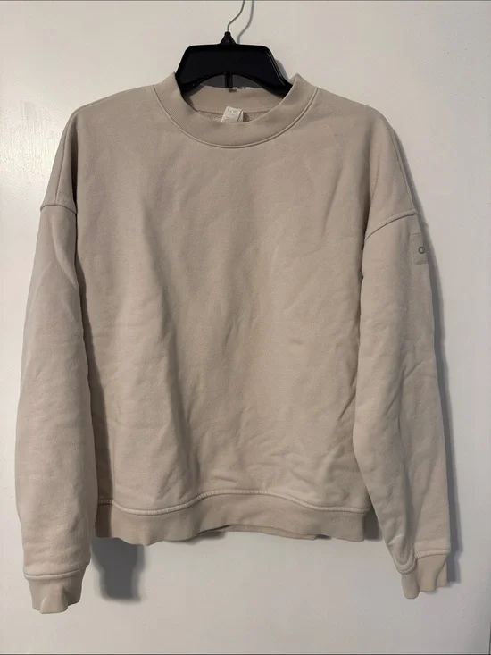 ALO Yoga Crewneck Sweatshirt in Light Beige