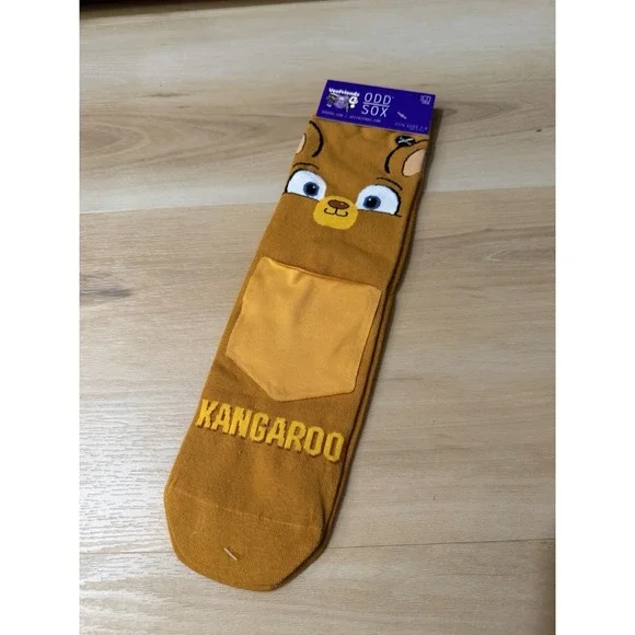 Odd Sox x VeeFriends Kindred Kangaroo Novelty Crew Socks Size 7-9 NWT Gary Vee