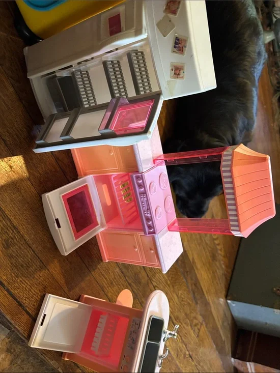 Vintage Barbie Pink Play Kitchen Set - Mini Plastic Stove & Accessories