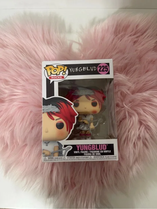 Funko Pop! Rocks YUNGBLUD Vinyl Figure - Cotton Candy