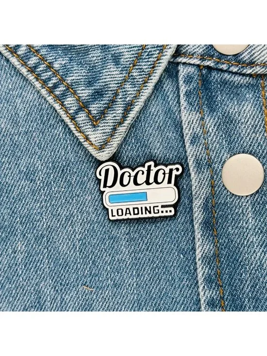 ❤️New Oz Enamel Pin Doctor Loading... Medical Themed Brooch White medical gift