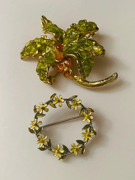 Green Palm Tree & Yellow Floral Brooch Set - Fashion Women Jewelry