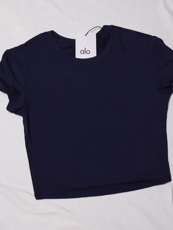 ALO Yoga Navy Short Sleeve Tee