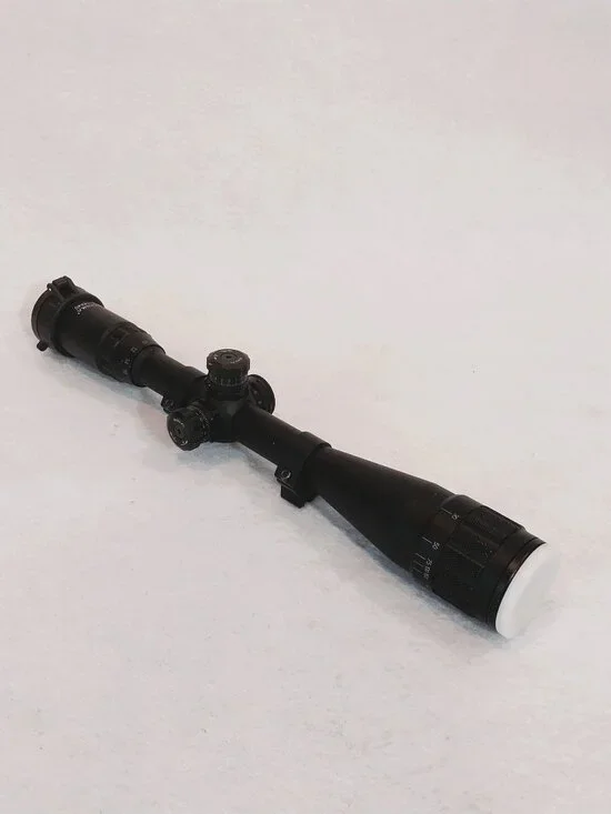 Barska 4-16x40 Long Range Riflescope Black AC12453 Used Pre-owned
